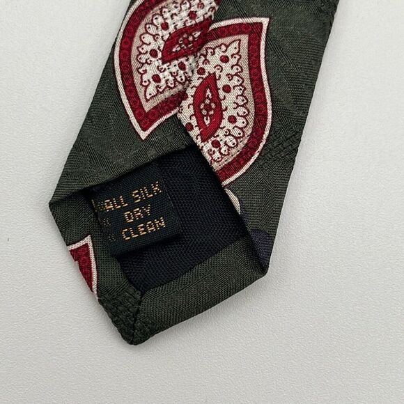 DISNEY ORIGINALS Men's Tie Mickey Mouse Silk Green Red Geometric Paisley Necktie - Picture 6 of 7